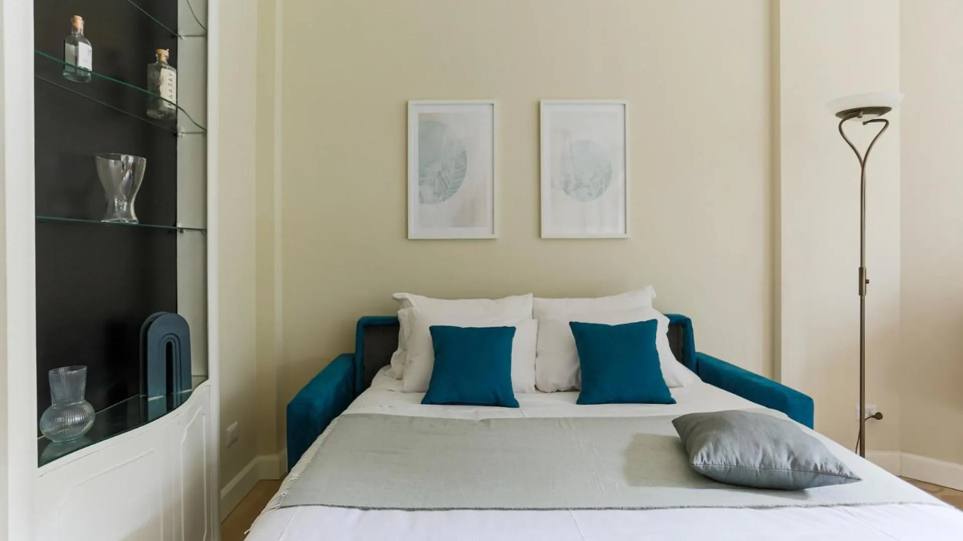 The Best Rent - Charming Apartment In Pagano Milan 0*,  Italy